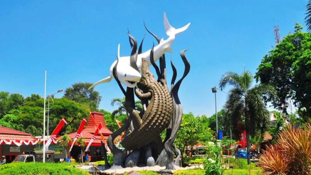 Patung Sura dan Baya ikon Surabaya, wilayah pemasaran lakban Harmony di Jawa Timur
